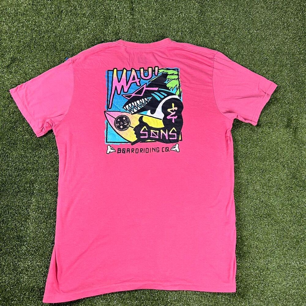 Maui-and-sons Men's Pink T-shirt